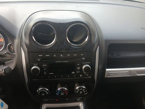 Used 2014 Jeep Compass Latitude image 7