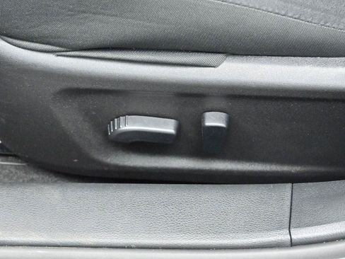 Used 2024 Nissan Altima 2.5 SV FWD image 13