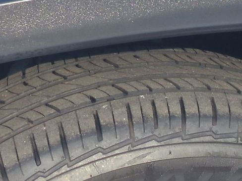 Used 2023 Jeep Compass Latitude image 20