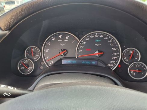 Used 2007 Chevrolet Corvette Coupe w/ Preferred Equipment Group RWD image 24