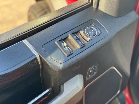 Used 2017 Ford F150 Raptor w/ Equipment Group 802A Luxury image 19