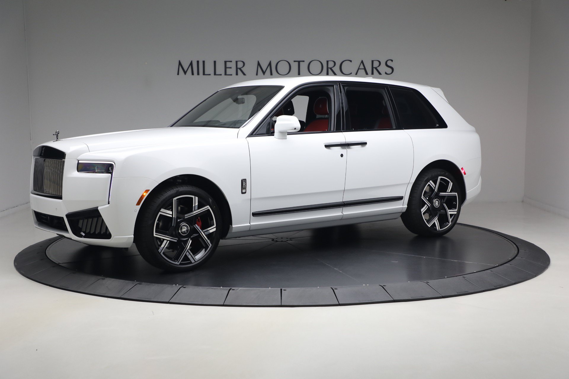 New 2027 Rolls-Royce Cullinan Black Badge AWD/4WD image 5