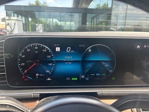 Used 2023 Mercedes-Benz GLS 450 4MATIC image 3