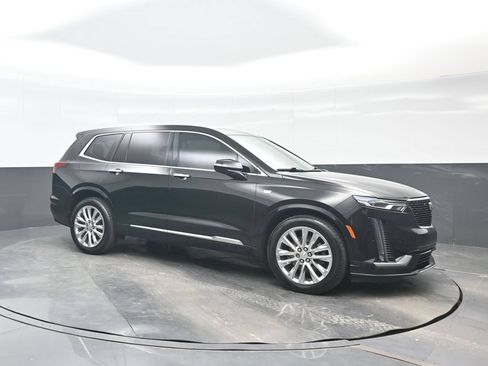 Used 2020 Cadillac XT6 Premium Luxury FWD image 8