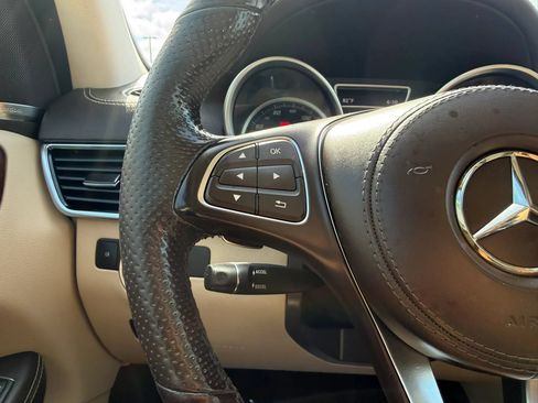 Used 2019 Mercedes-Benz GLS 450 4MATIC image 31