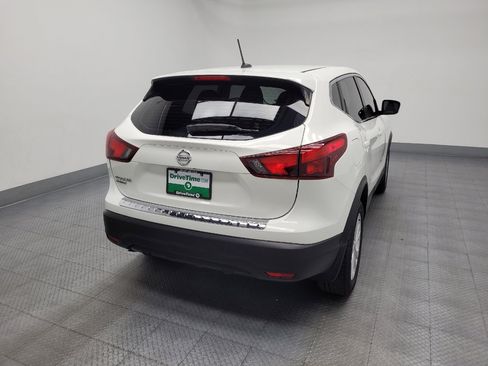 Used 2017 Nissan Rogue Sport S w/ S Appearance Package FWD image 7