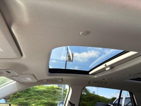 Used 2019 Chevrolet Traverse RS w/ LPO, Floor Liner Package image 14