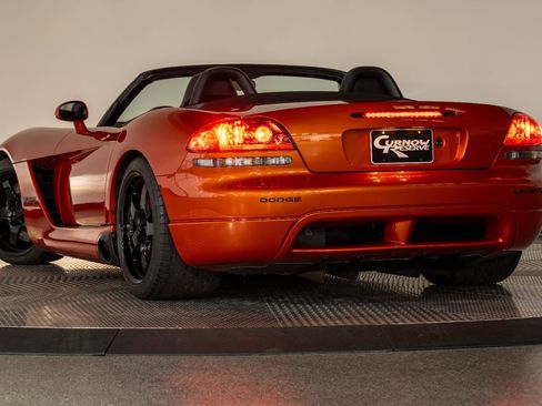 Used 2005 Dodge Viper SRT-10 w/ Copperhead Edition Group RWD image 36