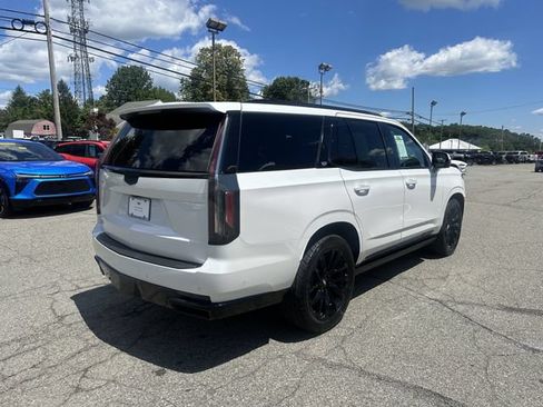 Used 2022 Cadillac Escalade Sport w/ Touring Package AWD/4WD image 5