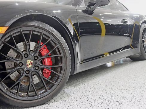 Used 2017 Porsche 911 Carrera S RWD image 5