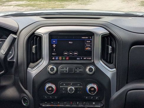 Used 2019 GMC Sierra 1500 SLT w/ SLT Premium Plus Package AWD/4WD image 16