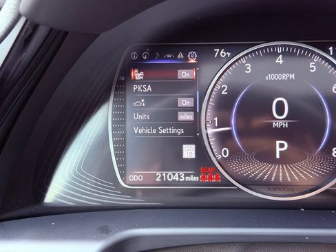 Certified 2025 Lexus ES 350 w/ Premium Package FWD image 24
