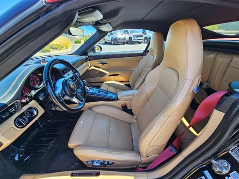 Used 2018 Porsche 911 Carrera S RWD image 28