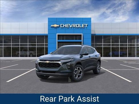 New 2026 Chevrolet Trax LT image 9
