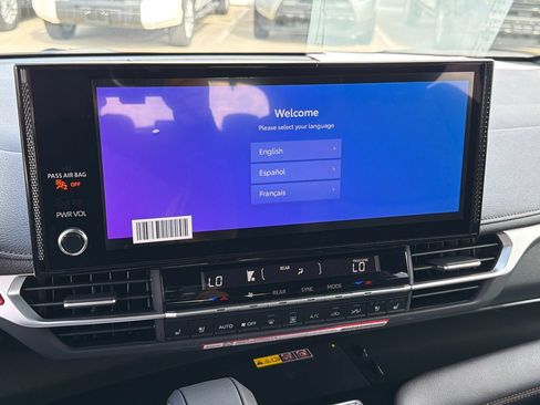 New 2026 Toyota Sienna Platinum AWD/4WD image 27