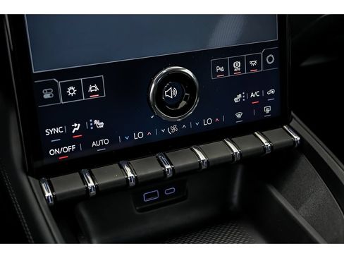 New 2027 GMC Terrain Elevation w/ Elevation Premium Package AWD/4WD image 15