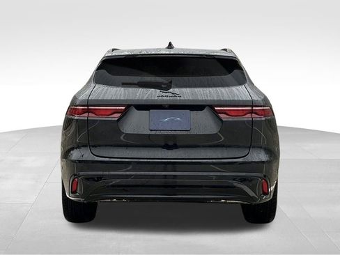 New 2025 Jaguar F-PACE R-Dynamic S image 7