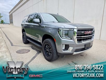 Used 2021 GMC Yukon SLT w/ SLT Premium Package