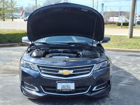 Used 2016 Chevrolet Impala LT w/ Convenience Package image 32