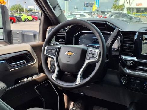 Used 2024 Chevrolet Silverado 3500 LTZ w/ LTZ Convenience Package image 15