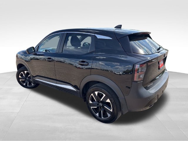 Certified 2025 Nissan Kicks SV AWD/4WD image 6