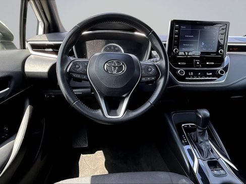 Used 2022 Toyota Corolla SE FWD image 9