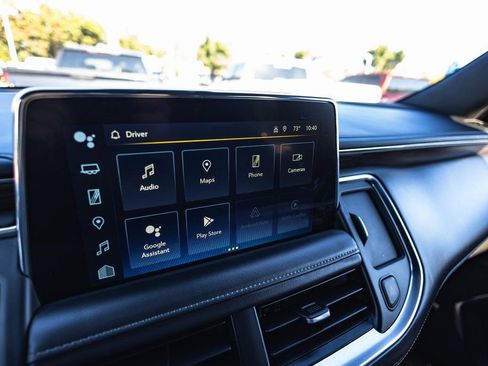 Used 2023 Chevrolet Tahoe LT w/ Luxury Package image 5