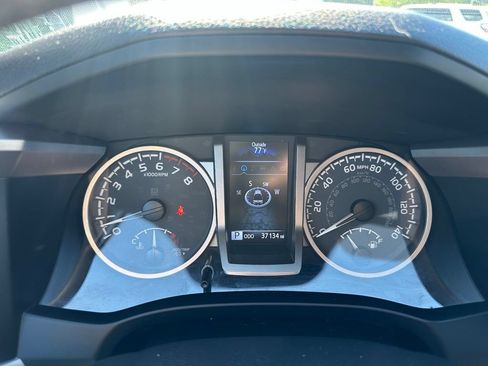 Used 2023 Toyota Tacoma Limited w/ Nightshade Package AWD/4WD image 10