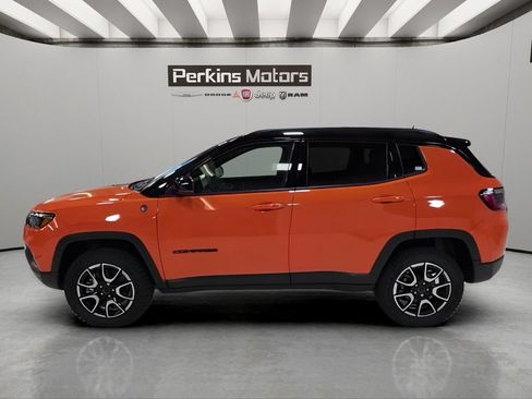New 2026 Jeep Compass Trailhawk AWD/4WD image 2