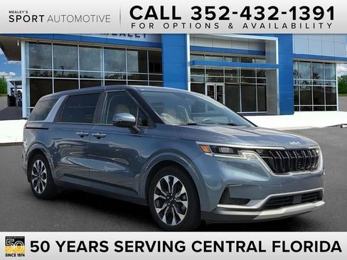 Used 2023 Kia Carnival EX FWD image 1