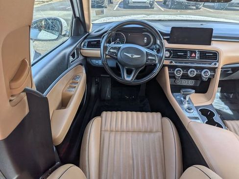 Used 2022 Genesis G70 3.3T image 28
