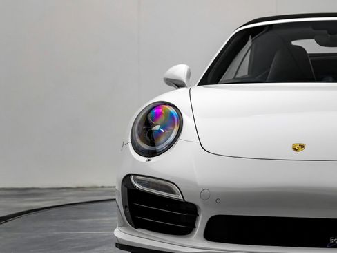 Used 2016 Porsche 911 Turbo S AWD/4WD image 35