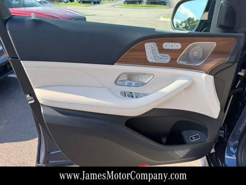 Certified 2026 Mercedes-Benz GLS 450 4MATIC image 13