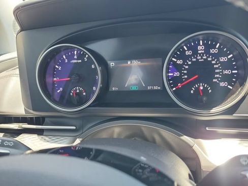 Used 2024 Kia Carnival LX FWD image 26