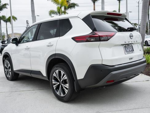 Used 2023 Nissan Rogue SV image 22