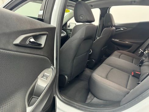 Used 2024 Chevrolet Malibu LT image 35