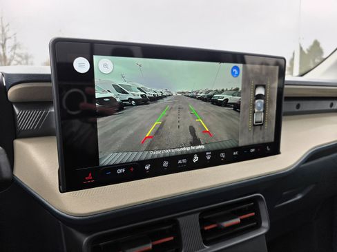 New 2026 Ford Maverick Lariat w/ 4K Tow Package image 19