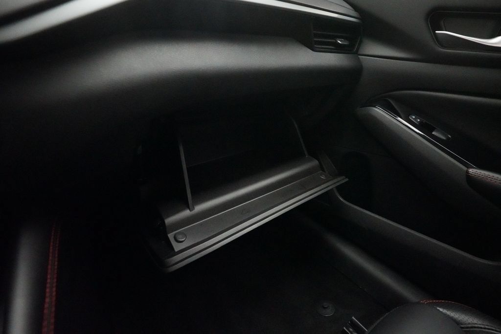 Used 2024 Nissan Altima 2.5 SR FWD image 29
