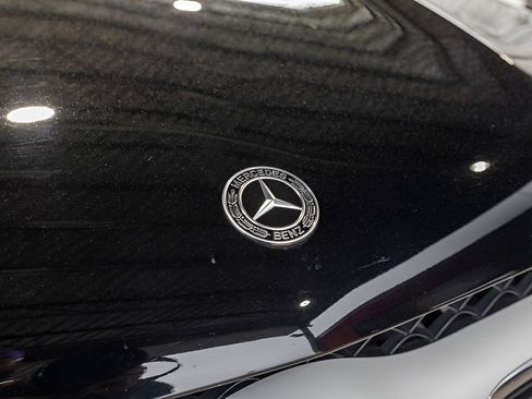 Used 2023 Mercedes-Benz GLS 450 4MATIC image 15