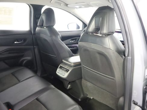 Used 2024 Nissan Ariya AWD image 44