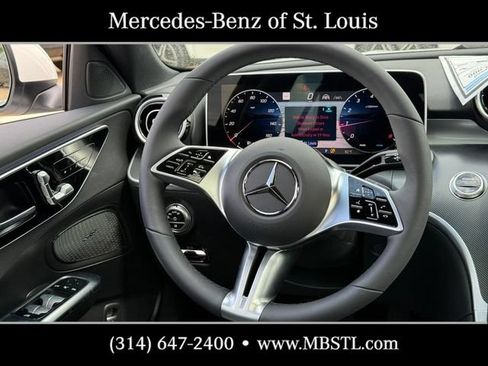 New 2026 Mercedes-Benz C 300 4MATIC Sedan image 9
