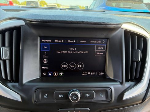 Used 2024 GMC Terrain SLE FWD image 19
