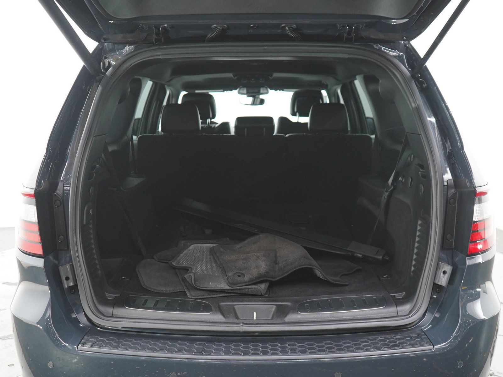 Used 2018 Dodge Durango GT w/ Premium Group AWD/4WD image 16