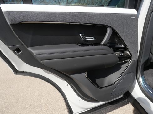New 2026 Land Rover Range Rover Sport Dynamic SE AWD/4WD image 6