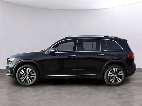 New 2026 Mercedes-Benz GLB 250 4MATIC image 4