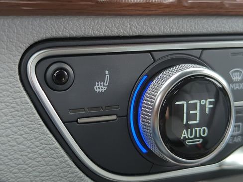 Used 2023 Audi Q5 e Premium image 21