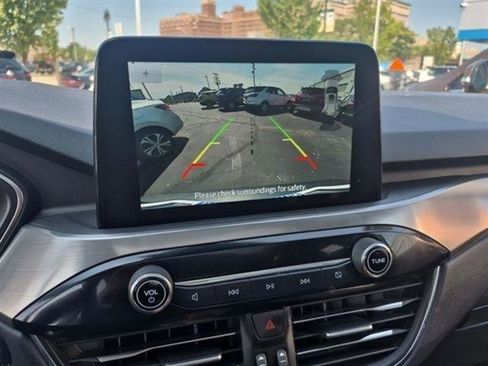 Used 2022 Ford Escape Titanium image 46