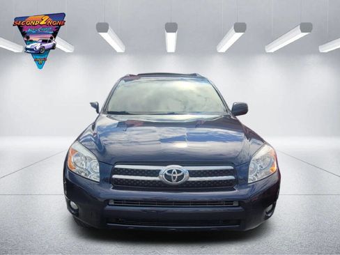 Used 2006 Toyota RAV4 Limited FWD image 2
