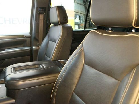 Used 2021 GMC Yukon SLT image 21