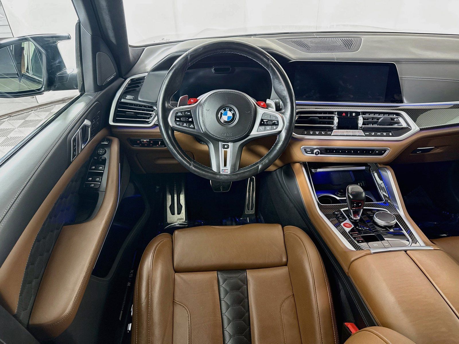 Used 2022 BMW X5 M w/ Competition Package 2 AWD/4WD image 22
